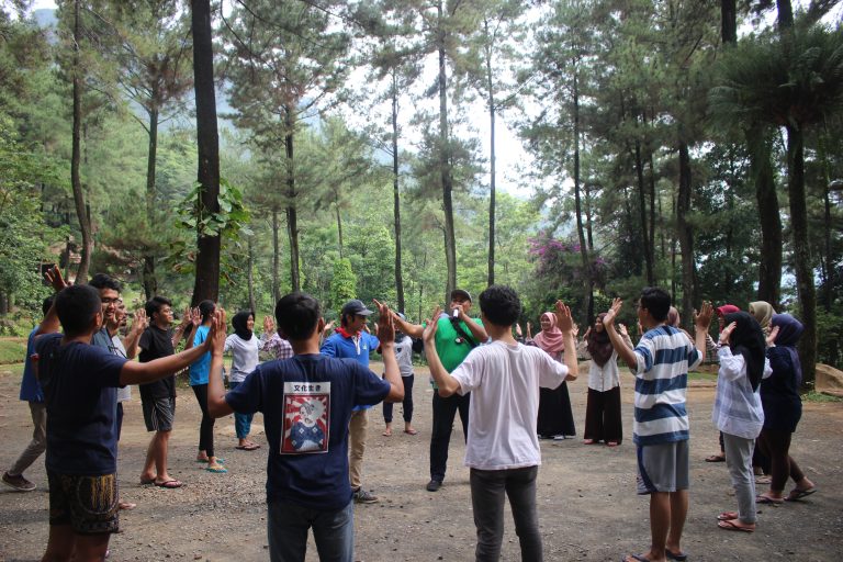 Outbound Team Building di bogor sentul