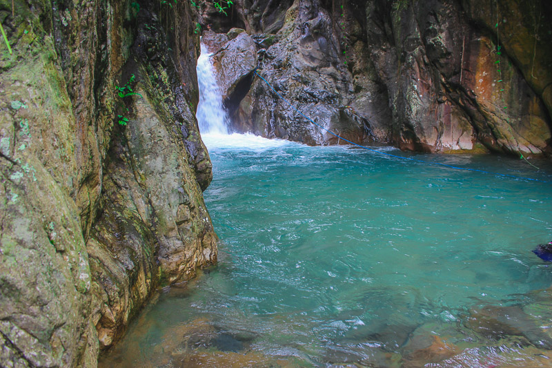 Trekking Curug daerah gunung pancar sentul bogor